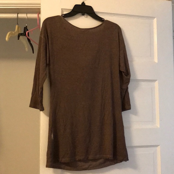 Light brown scoop neck angels never die top - Picture 2 of 4